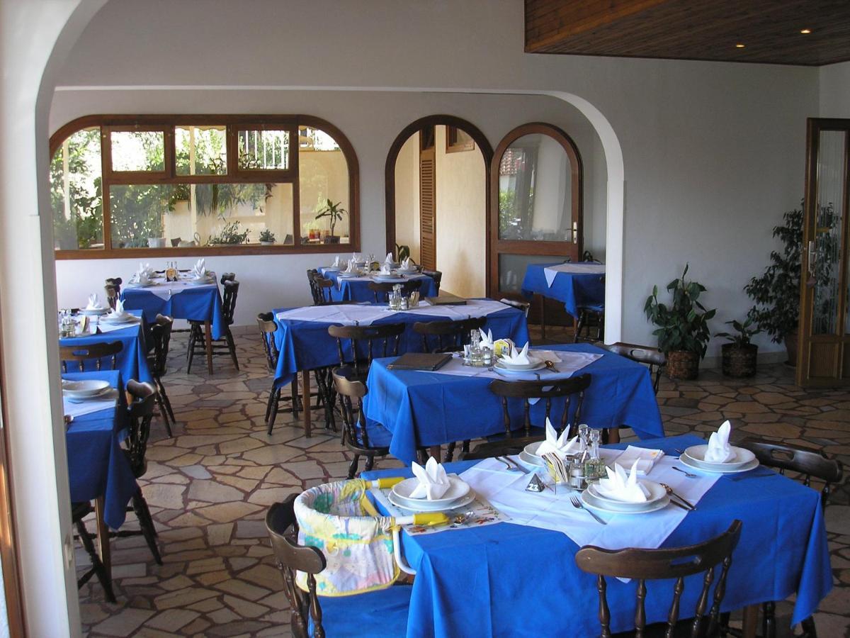 Bed and Breakfast Pansion Klaudija Цриквеница Экстерьер фото