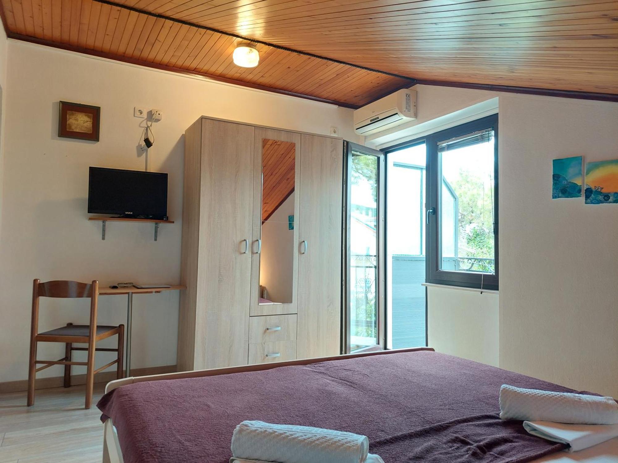Bed and Breakfast Pansion Klaudija Цриквеница Номер фото